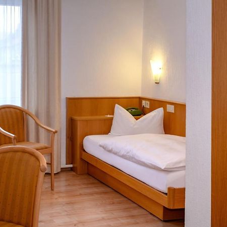 Ringhotel Garni Pflug โอเบอร์เคียร์ช ภายนอก รูปภาพ