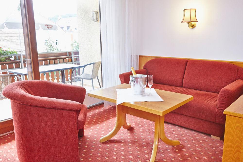 Ringhotel Garni Pflug โอเบอร์เคียร์ช ภายนอก รูปภาพ