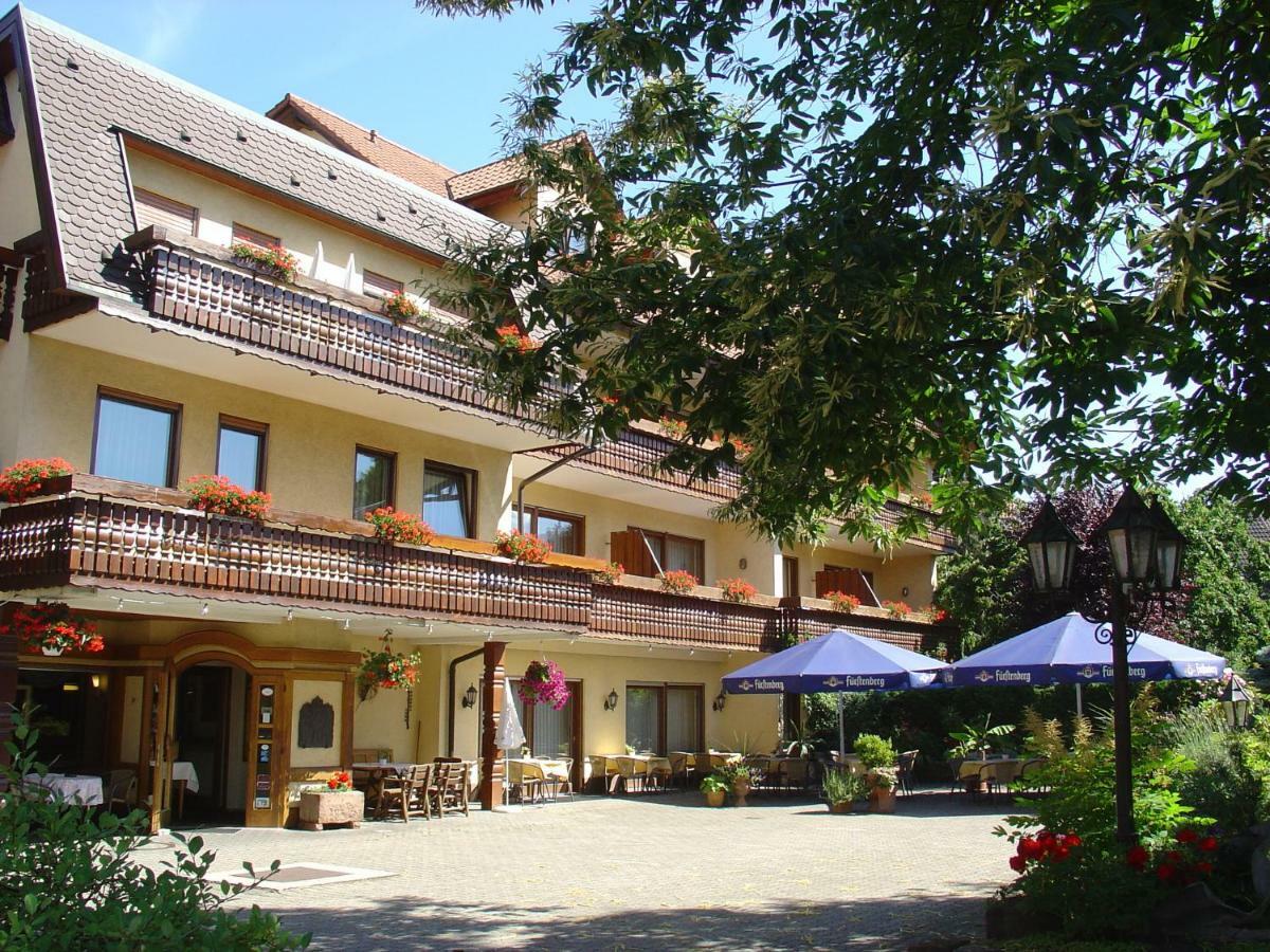 Ringhotel Garni Pflug โอเบอร์เคียร์ช ภายนอก รูปภาพ
