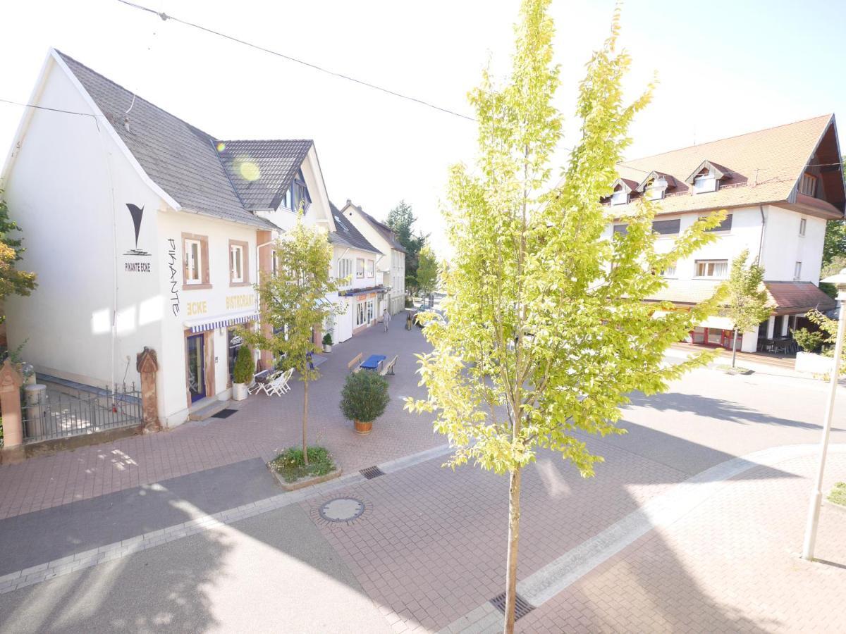 Ringhotel Garni Pflug โอเบอร์เคียร์ช ภายนอก รูปภาพ