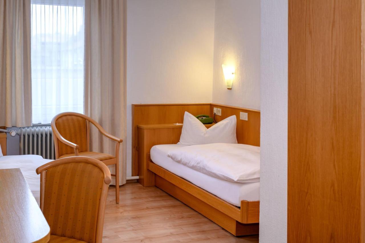 Ringhotel Garni Pflug โอเบอร์เคียร์ช ภายนอก รูปภาพ