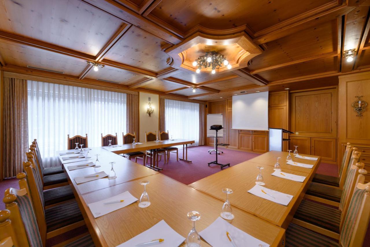 Ringhotel Garni Pflug โอเบอร์เคียร์ช ภายนอก รูปภาพ